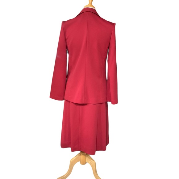 NWT Devon dark red vintage blazer and skirt set with matching belt size 8/10 - Picture 4 of 15
